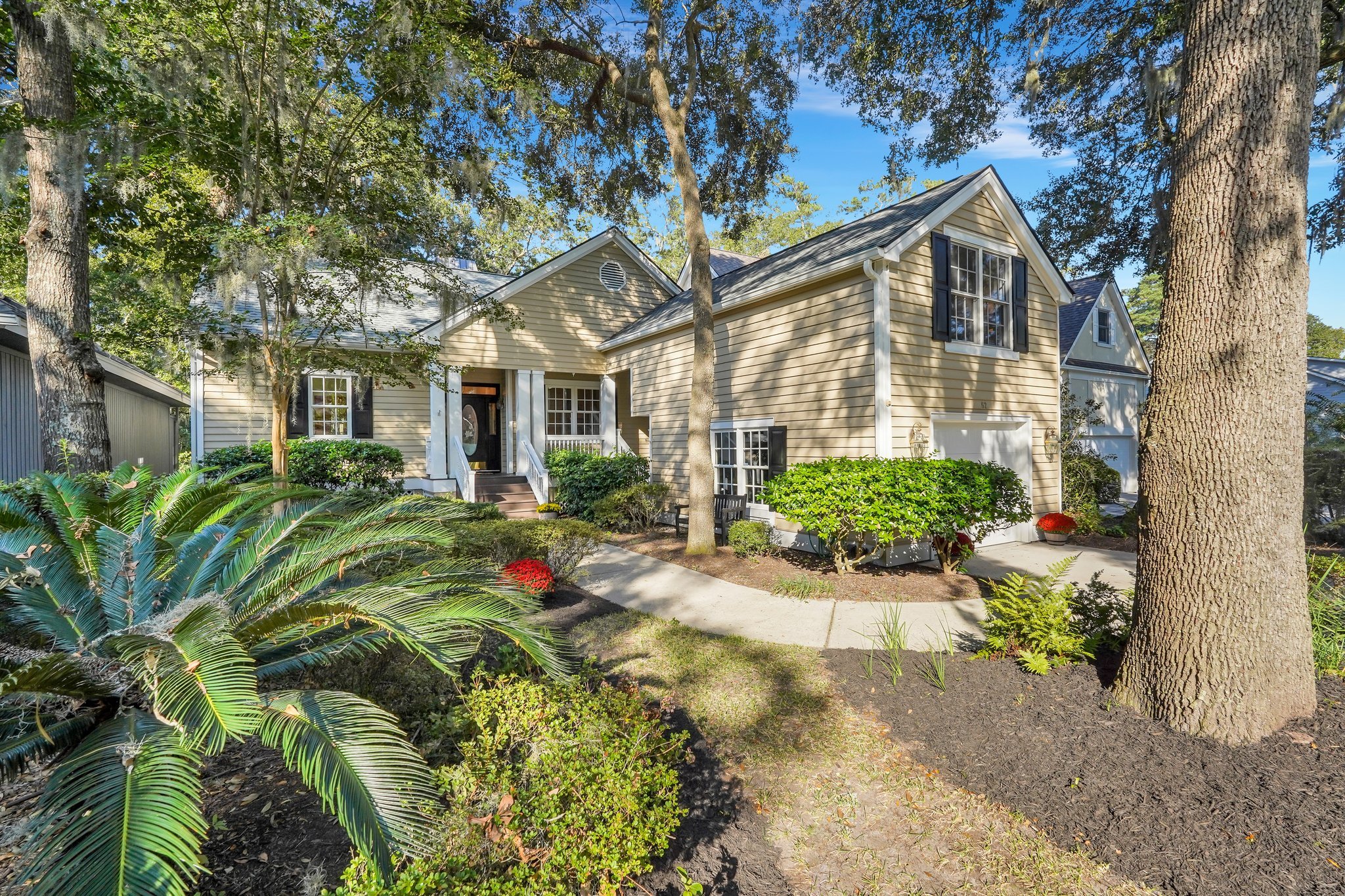 Sold! 52 Wax Myrtle Ct in Moss Creek. Another happy buyer finds their dream home in Bluffton, SC!