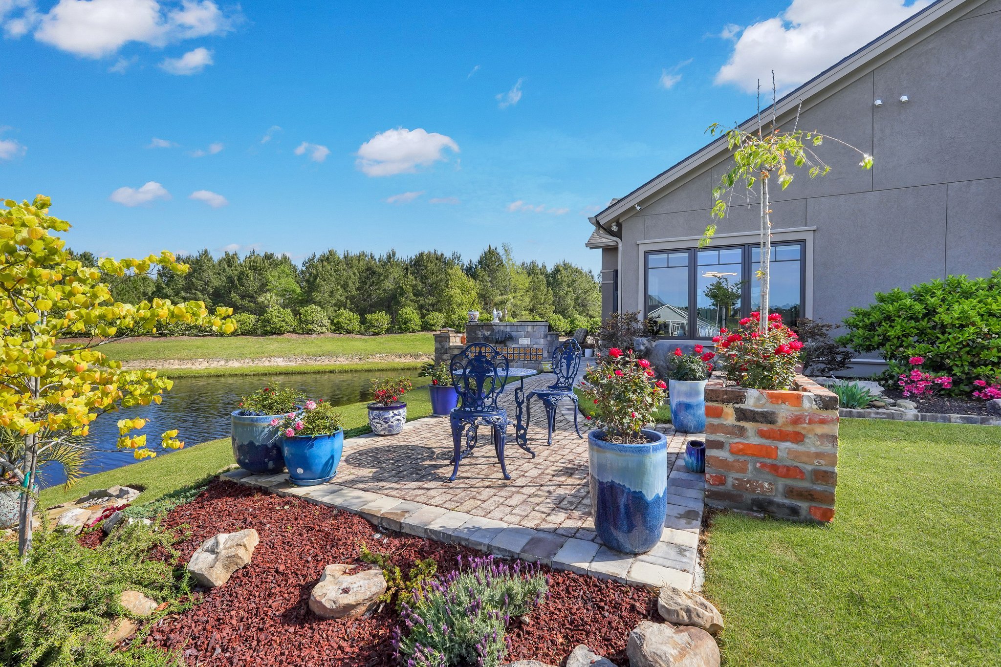 Explore the luxury real estate boom in Hilton Head, Bluffton, and Beaufort, Lowcountry's gem.