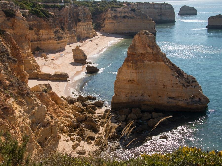 praia-de-marinha-portugal