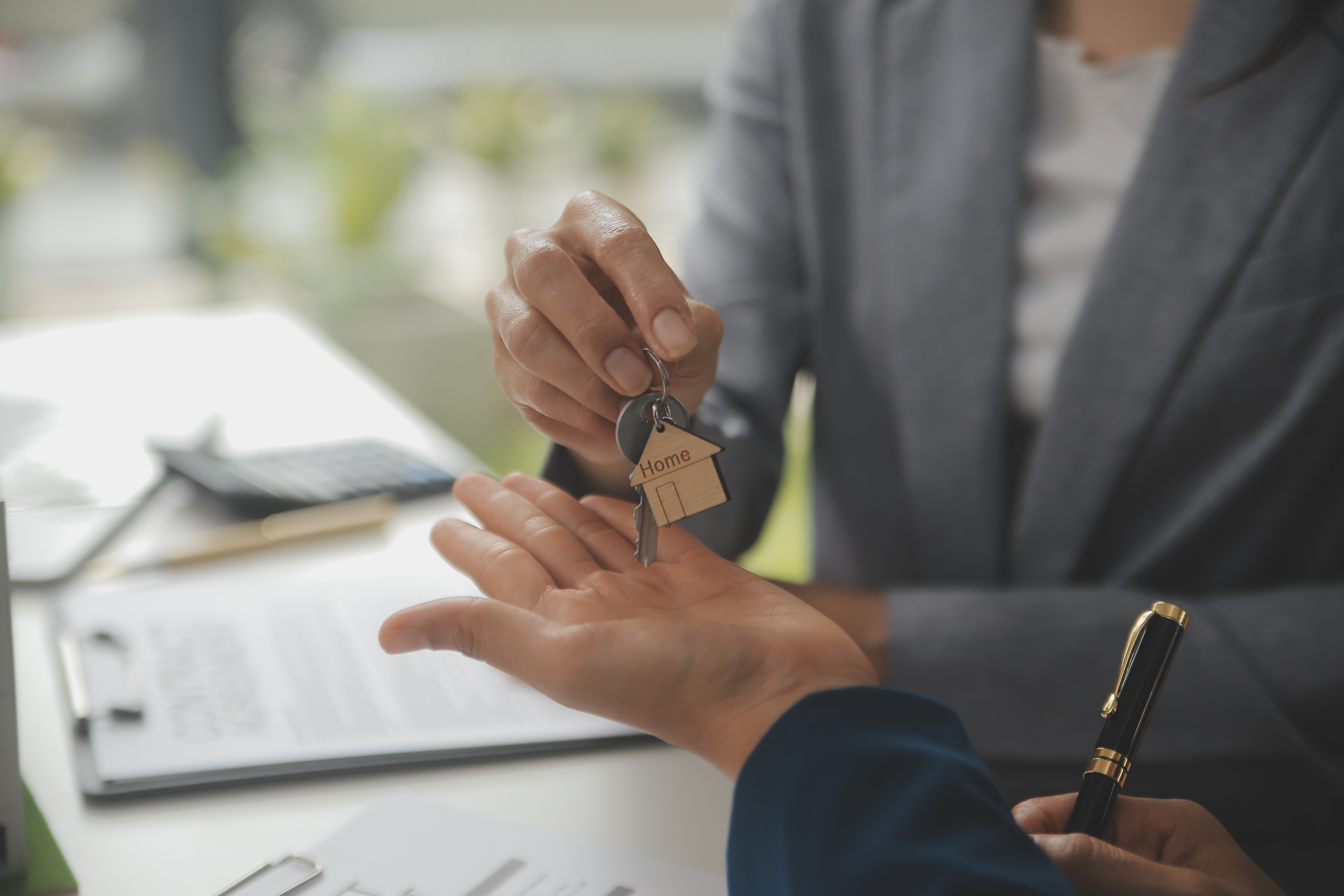 Beautifully staged Bluffton home with curb appeal, ready for sale in South Carolina's Lowcountry market