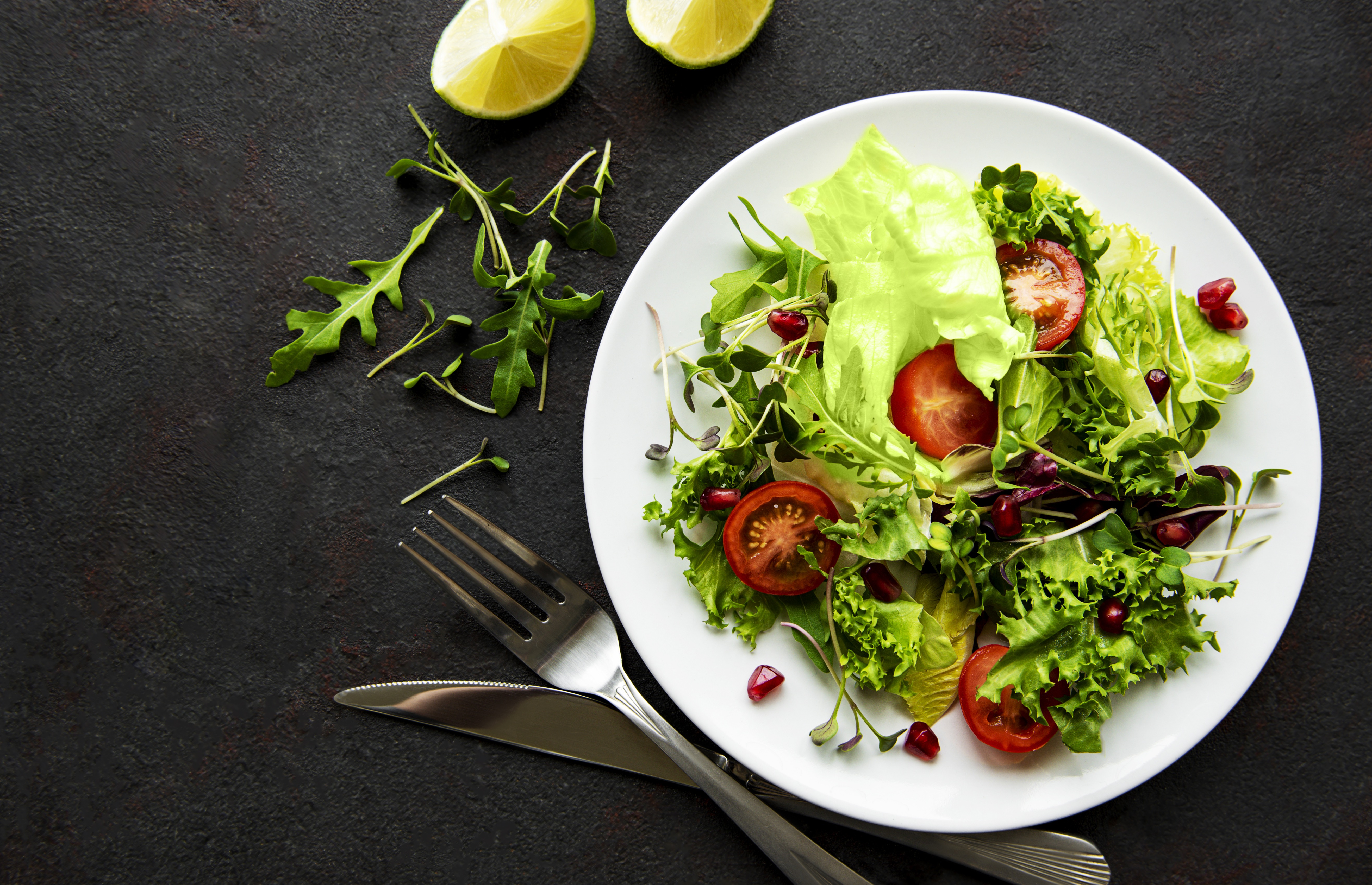 Fresh, bold, and flavorful—14 must-try salads in Bluffton and Hilton Head for a light summer lunch.